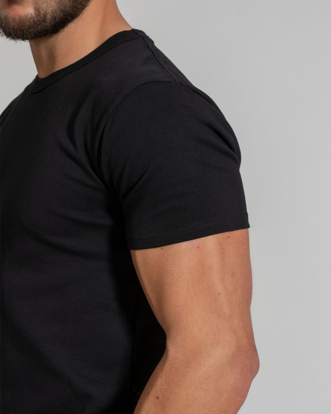 23 outlet men’s tailored slim fit t shirts